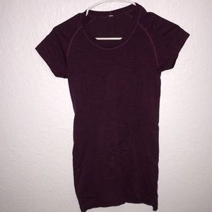 lululemon maroon short sleeve